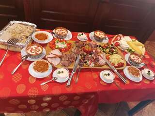 Гостевой дом Pensiunea Memy Буштени Трехместный номер-3