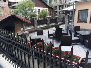 Гостевой дом Pensiunea Memy Буштени-4