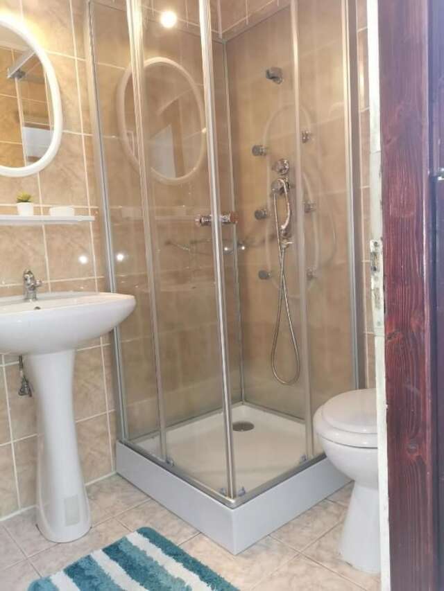 Гостевой дом Pensiunea Memy Буштени-31